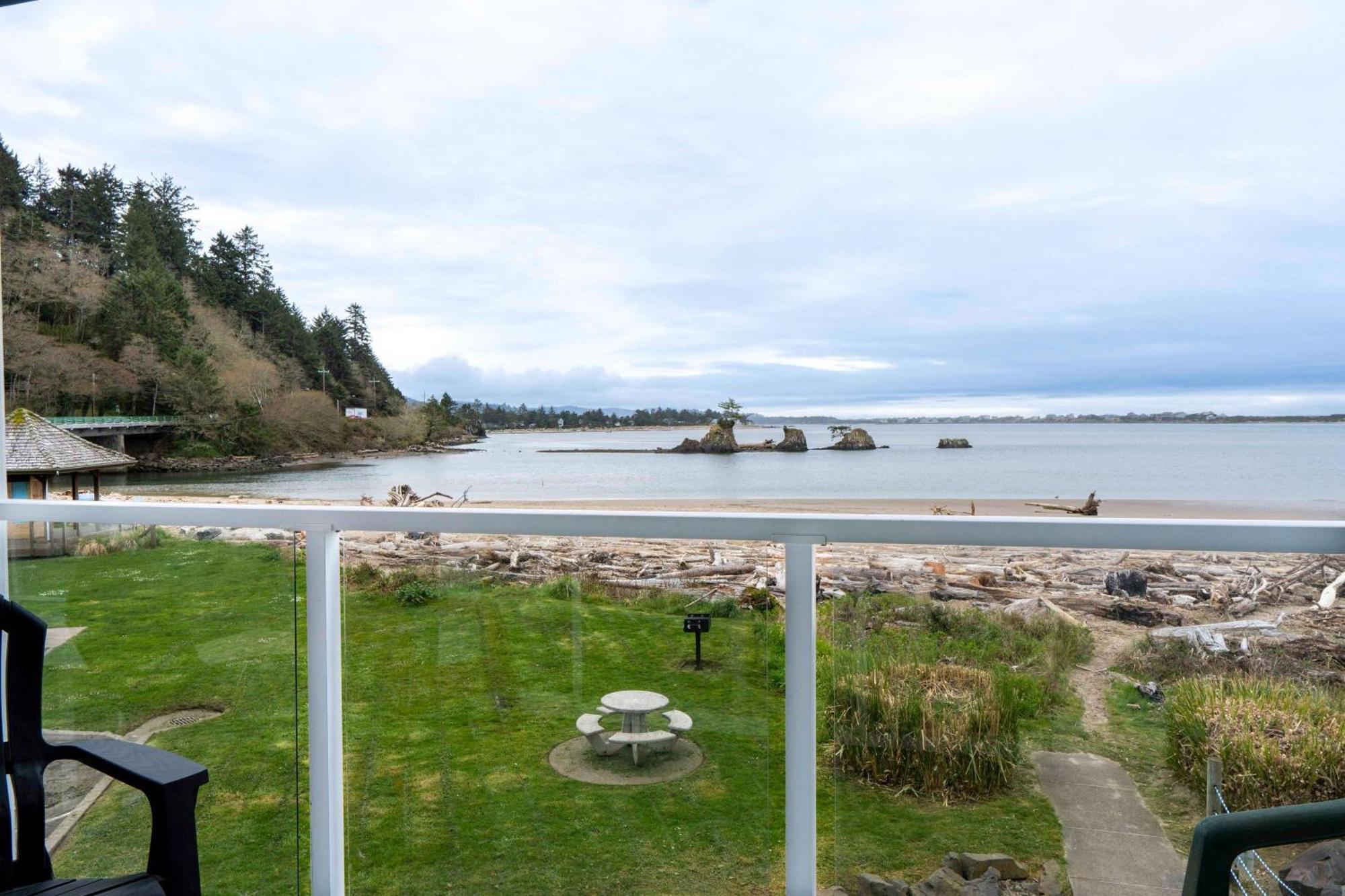 Waters Edge 207 Apartment Lincoln City Luaran gambar